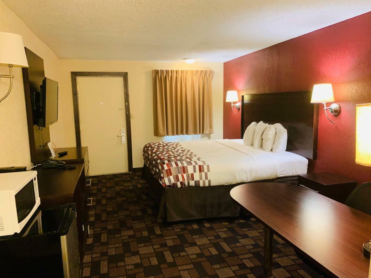 Red Roof Inn Anderson, In Экстерьер фото